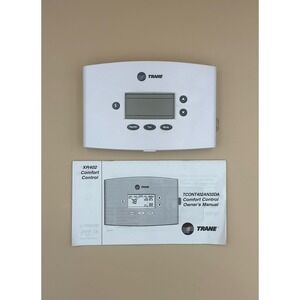 Trane XR402 Thermostat TCONT402AN32DAA Non-Programmable Excellent Condition